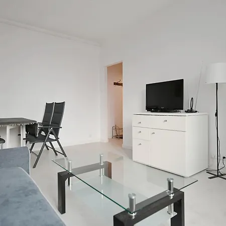 Stylowy 3city W Centrum Sopotu Z Jedna Sypialnia By Renters Appartement *